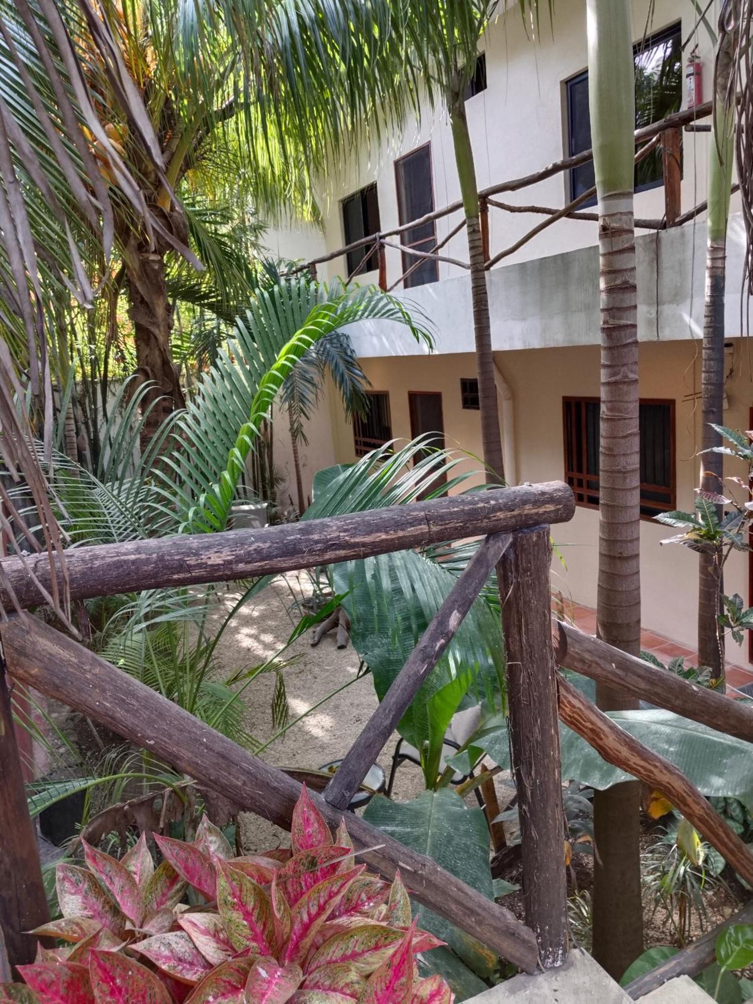 Casa Lupita Hotel Tulum Bagian luar foto